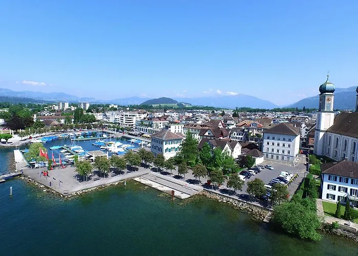 Dorf Hotel \